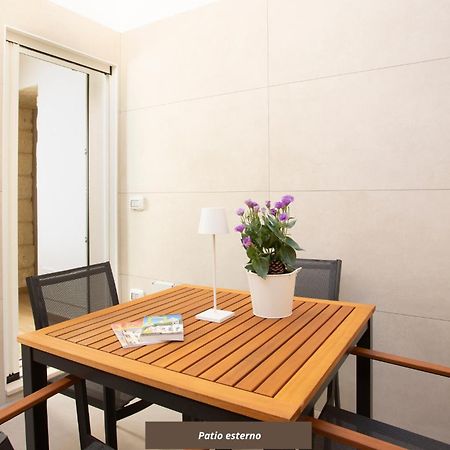 DonCarlo Suite Relais - parcheggio gratuito Lecce Esterno foto